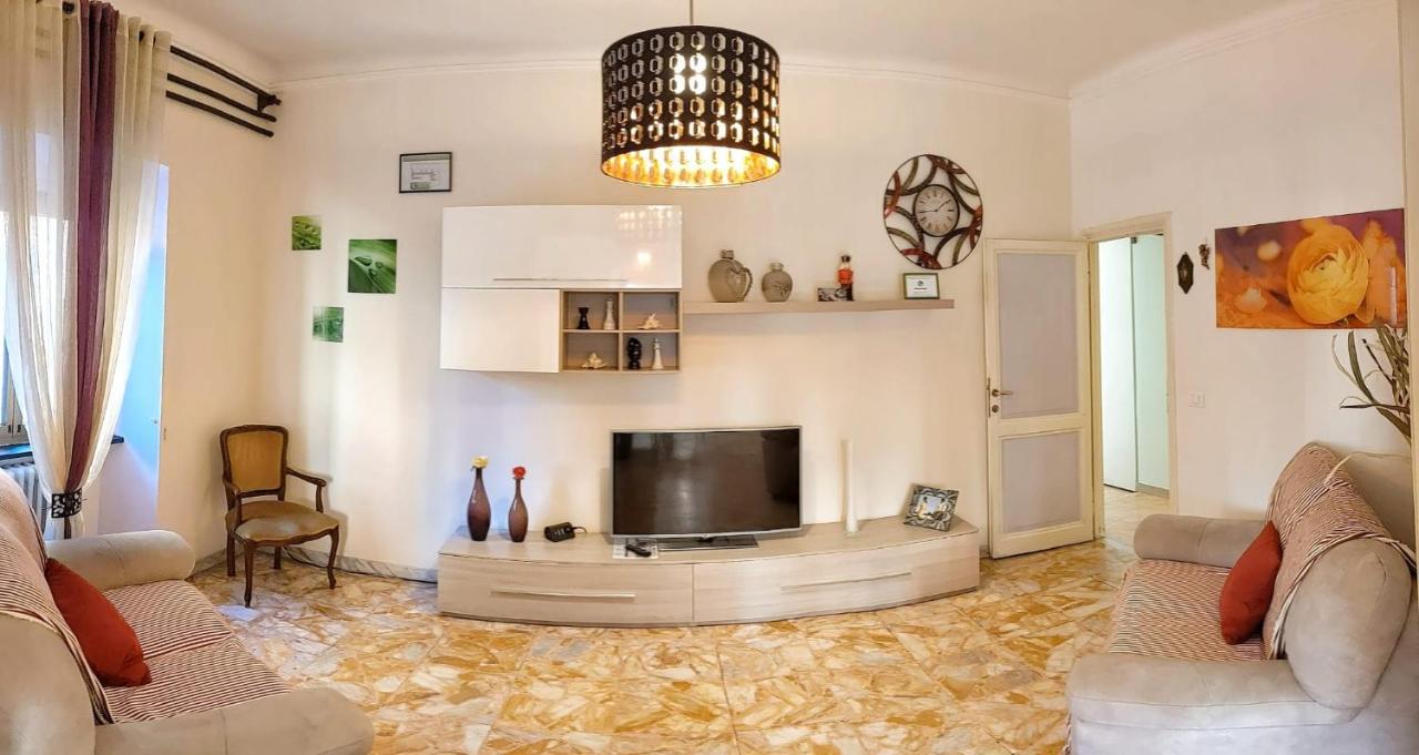 Holiday Home Zia Gina Rome Bagian luar foto