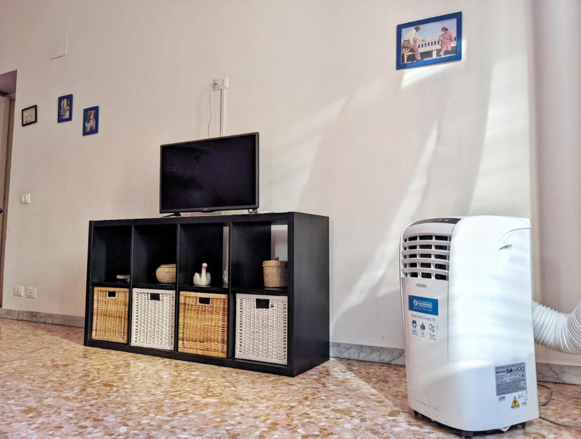 Holiday Home Zia Gina Rome Bagian luar foto